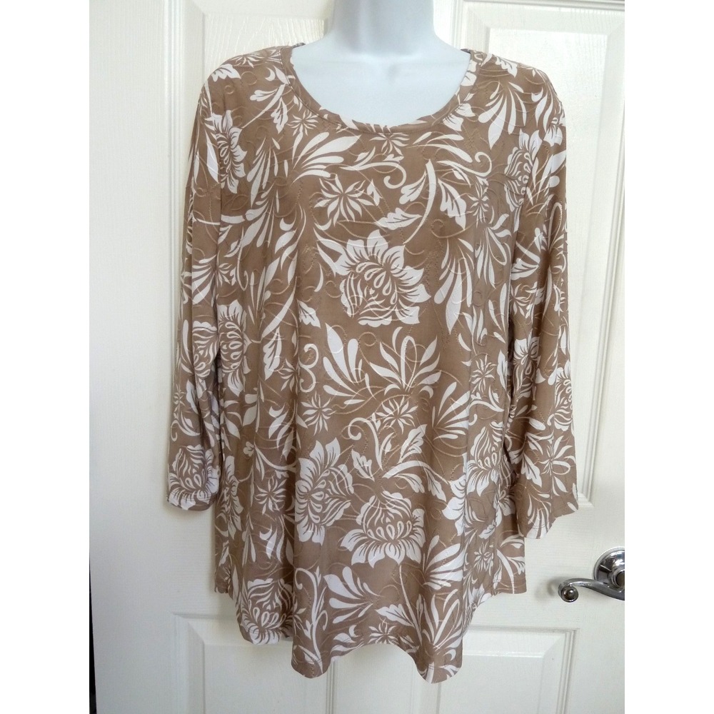 Chico's Size 2 Large Beige White Floral Embroidered 3/4 Sleeve Blouse Top
